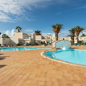  Apartamento Apartamento 1 Con Terraza Y Piscina En España